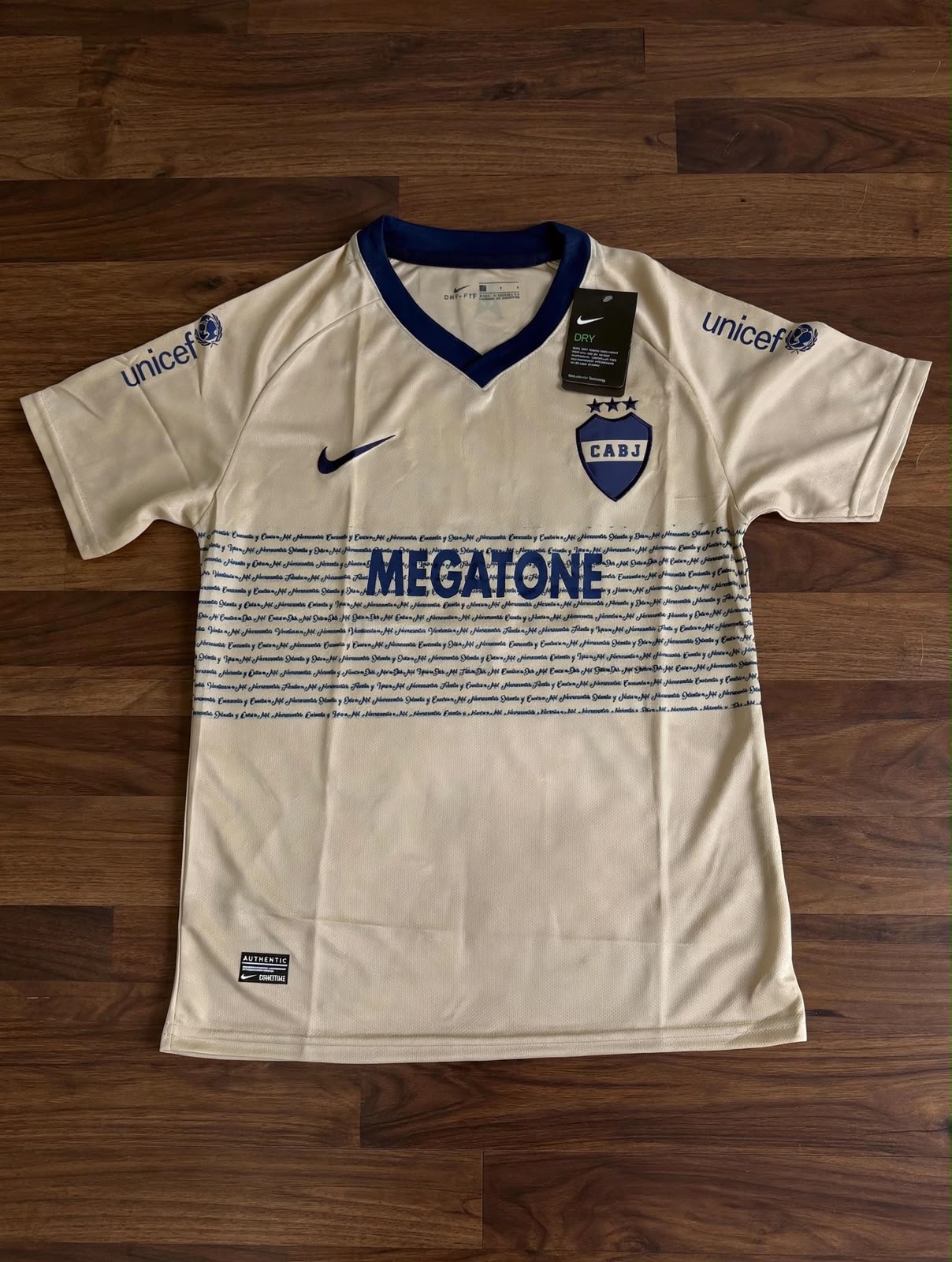 REMERA BOCA MEGATONE ROMAN