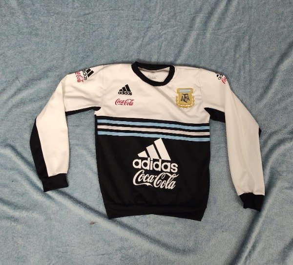 BUZO RETRO AFA NIÑO