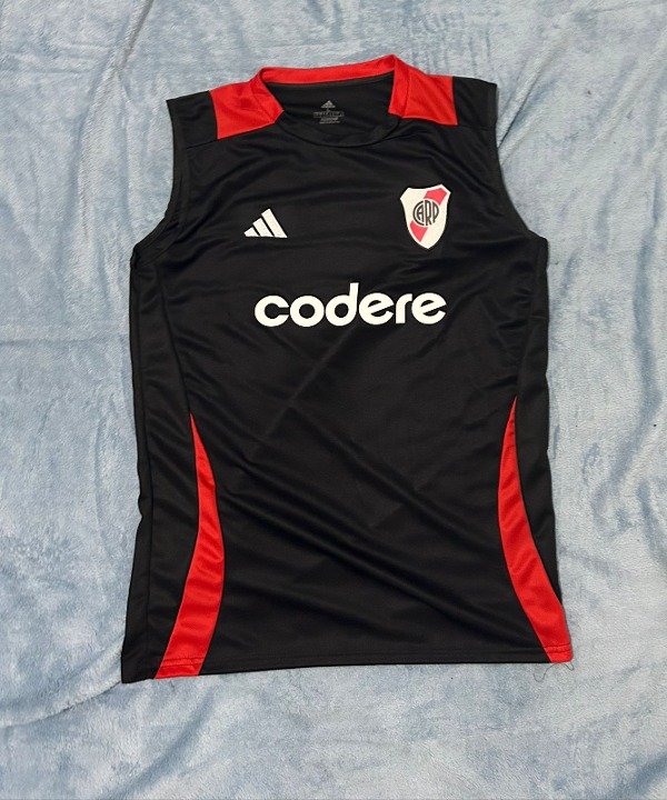 MUSCULOSA NEGRA RIVER
