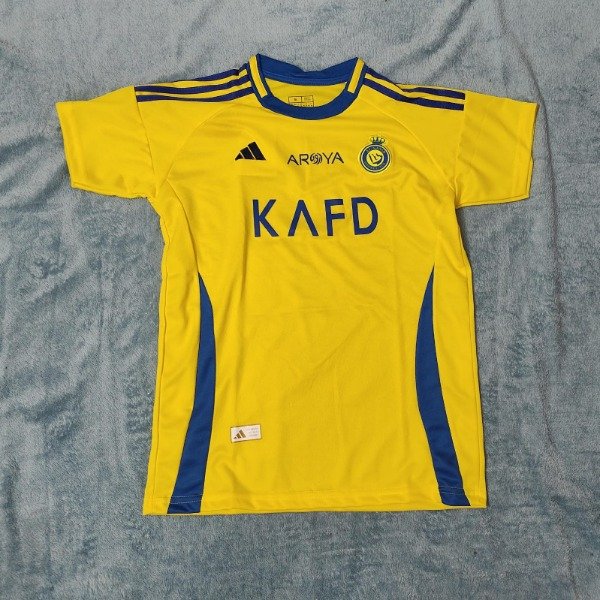 CAMISETA AL NASSR RONALDO NIÑO
